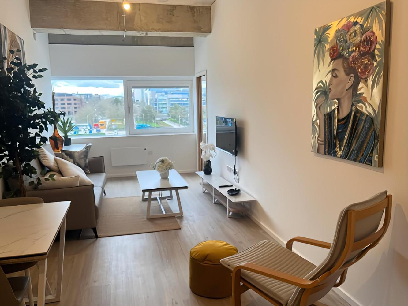 1Br Luxury Flat At Train Station - Long Stays Welcome - Just Ask Milton Keynes Exterior foto